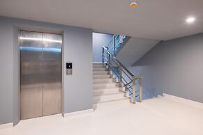 Oblique Apartment