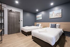 Oblique Apartment