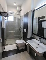 Pink Elephant Tourist Apartment Hotel