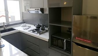 Pink Elephant Tourist Apartment Hotel