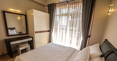 Pink Elephant Tourist Apartment Hotel