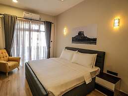 Pink Elephant Tourist Apartment Hotel