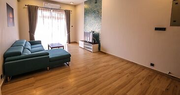 Pink Elephant Tourist Apartment Hotel