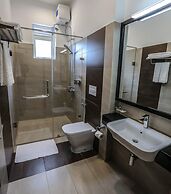 Pink Elephant Tourist Apartment Hotel