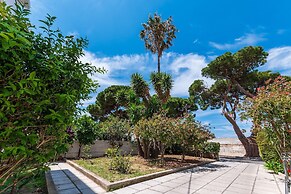 Jonathan City Apartments