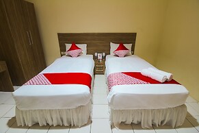 OYO 688 Grand Pakidulan Hotel