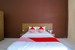 OYO 688 Grand Pakidulan Hotel