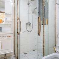 Big White's Home Xincheng Branch