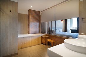 Sinasera Resort