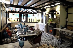 The Tudor Hotel