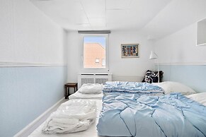 Tante Tut & Onkel E Hotel