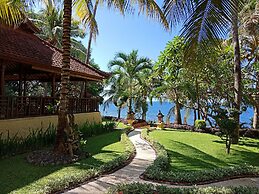 Teluk Indah Beach & Pool Villa