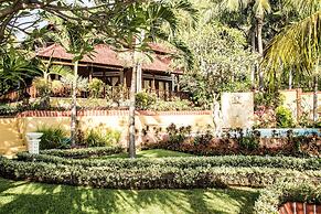 Teluk Indah Beach & Pool Villa