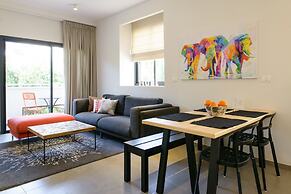 Sunny Luxary Apartments