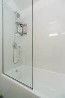 Sunny Luxary Apartments