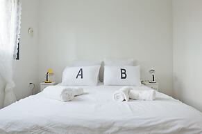 Sunny Luxary Apartments