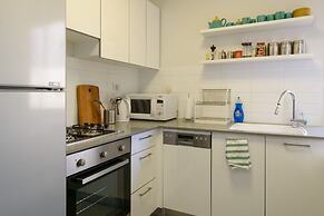 Sunny Luxary Apartments