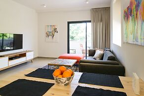 Sunny Luxary Apartments