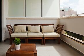 Sunny Luxary Apartments