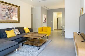 Sunny Luxary Apartments