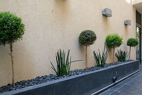 Sunny Luxary Apartments