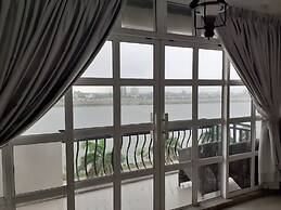 New Season Riverside Hotel