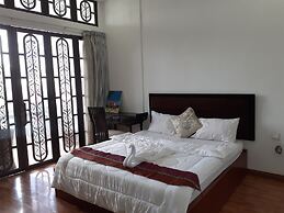 New Season Riverside Hotel