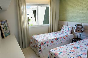 Penthouse Apartment with Hot Tub near Beach