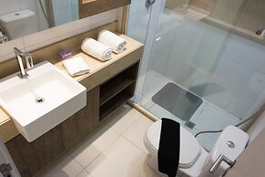 Penthouse Apartment with Hot Tub near Beach