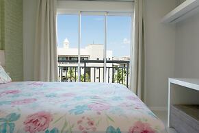 Penthouse Apartment with Hot Tub near Beach