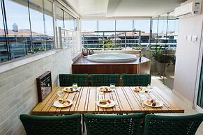 Penthouse Apartment with Hot Tub near Beach