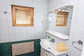 Apartments and wellness center Korošec