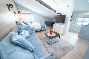 Boutique and garden apartments in Hawaii complex by YalaRent - Familie