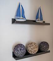 Boutique and garden apartments in Hawaii complex by YalaRent - Familie