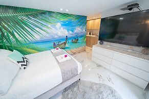 Boutique and garden apartments in Hawaii complex by YalaRent - Familie