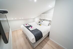 Boutique and garden apartments in Hawaii complex by YalaRent - Familie