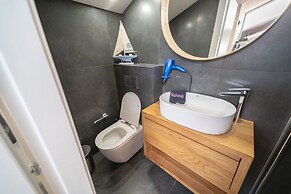 Boutique and garden apartments in Hawaii complex by YalaRent - Familie