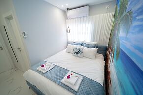 Boutique and garden apartments in Hawaii complex by YalaRent - Familie