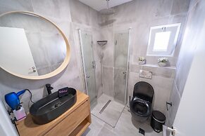 Boutique and garden apartments in Hawaii complex by YalaRent - Familie