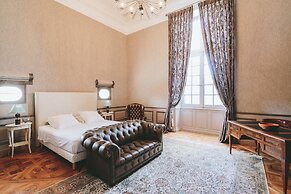 Chateau De Paraza