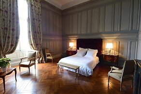 Chateau De Paraza