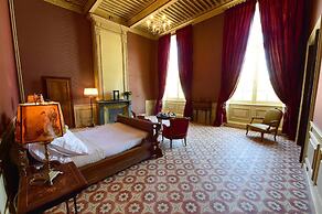 Chateau De Paraza