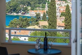 Apartments Rilovic, City and Sea view apartments