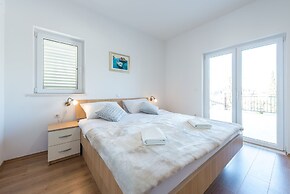 Apartments Rilovic, City and Sea view apartments