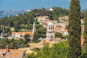 Apartments Rilovic, City and Sea view apartments