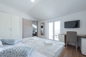 Apartments Rilovic, City and Sea view apartments