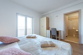 Apartments Rilovic, City and Sea view apartments