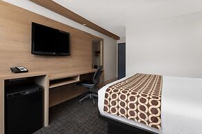 Travelodge by Wyndham Blairmore