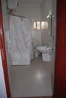 Kings Court Apartment
