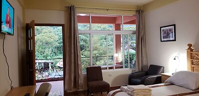 Jabel Tinamit Hotel & Villas